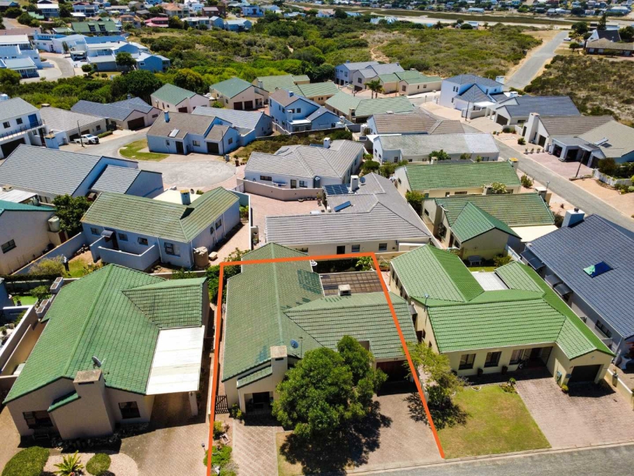 3 Bedroom Property for Sale in Stilbaai Wes Western Cape